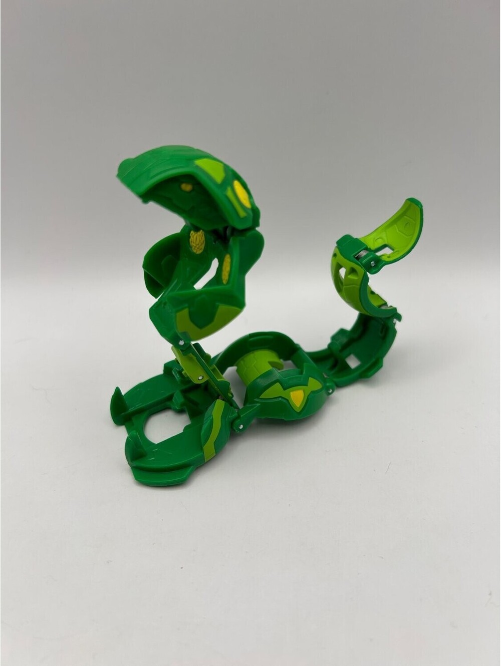Bakugan Ventus Fangzor transforming battle figure cobra snake Green